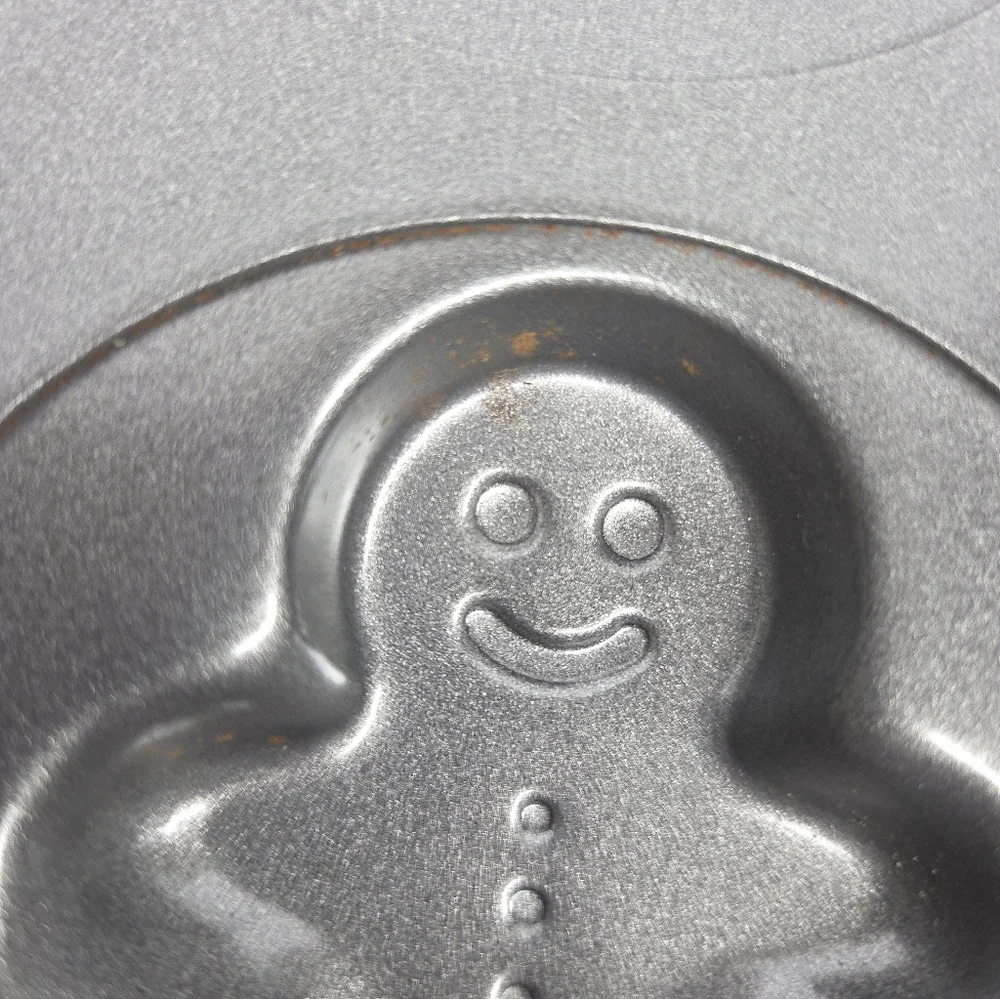 Wilton Holiday Cookie Pan And Jack-O-Lantern Mini Non Stick Cake Pan Set